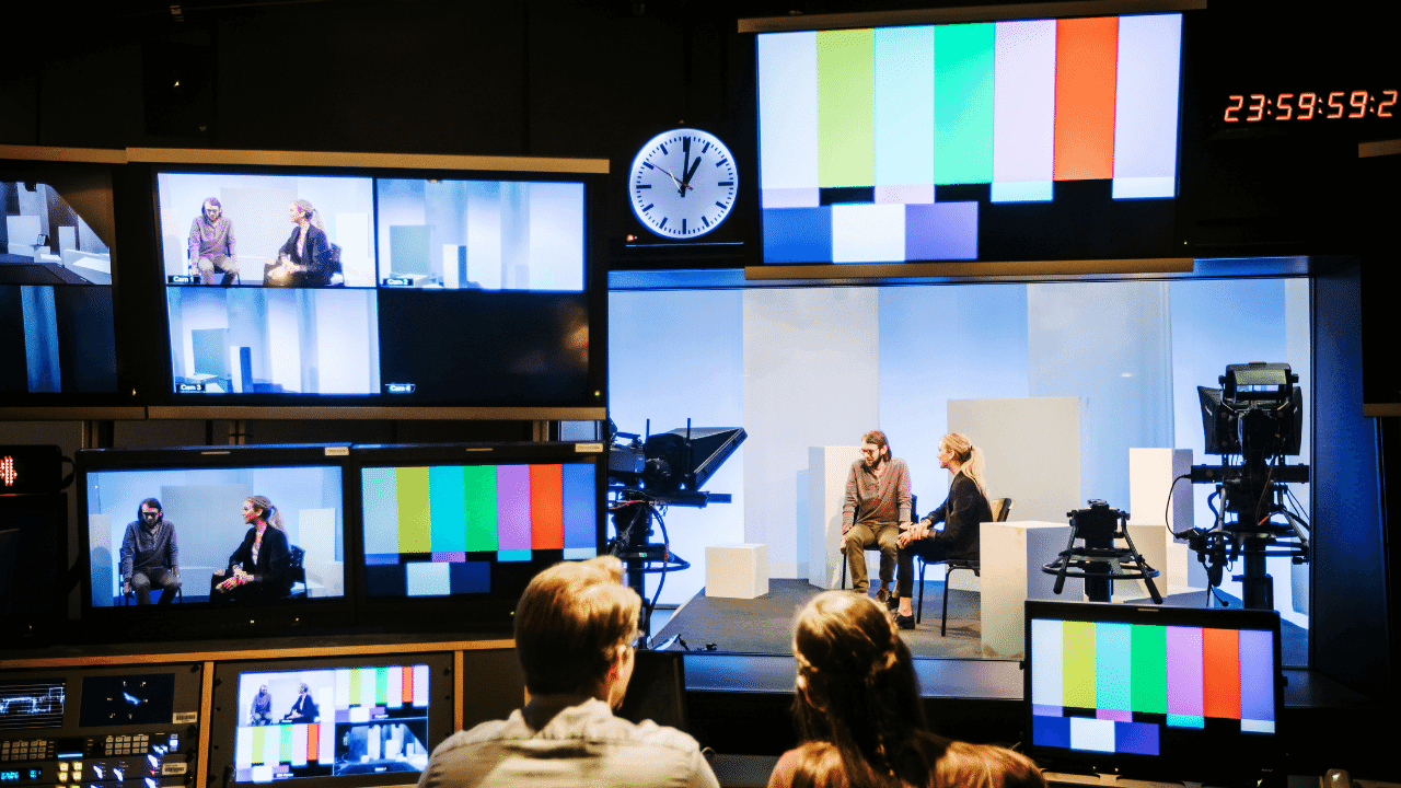 Image to illustrate on premise captioning hardware